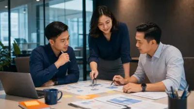Sales profesional Indonesia sedang berdiskusi dengan klien sambil memperhatikan catatan untuk membaca karakter pelanggan